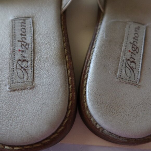 Brighton Women's Size 10 Medium Sandals White Leather - Picture 2 of 4
